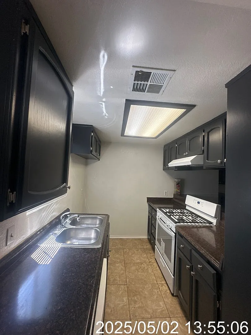 2813 Villalovos Ct. — Photo 2