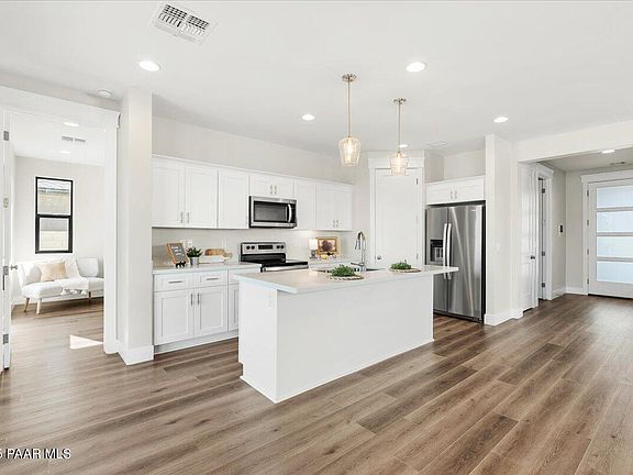 4th image of 5143 N Kingsley Ct