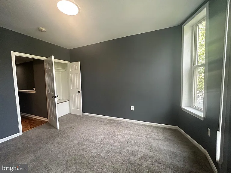 1516 N Mount St — Photo 17