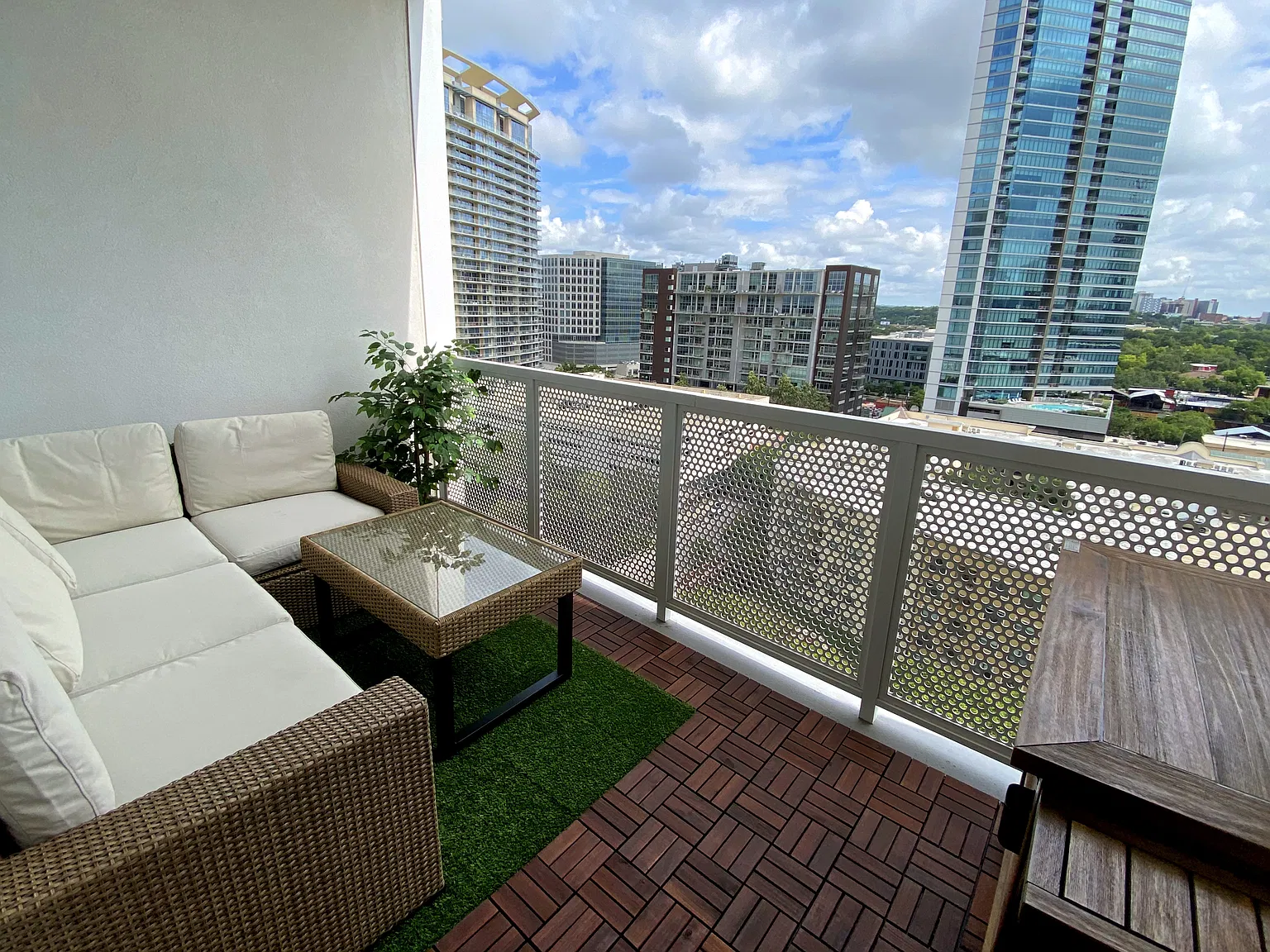 2 bed, 1474 sqft, $6,700 — Photo 4