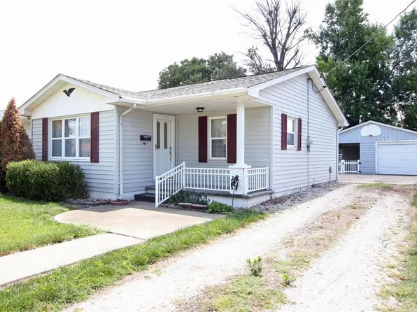 114 Canterbury St, Bethalto, IL 62010