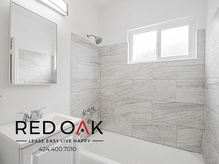 252 E 79th St #252 — Photo 18