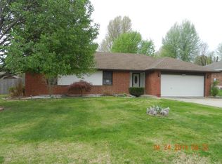 2706 W Cardinal St, Springfield, MO 65810