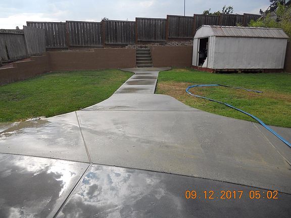 2nd image of 109 Willowcreek St