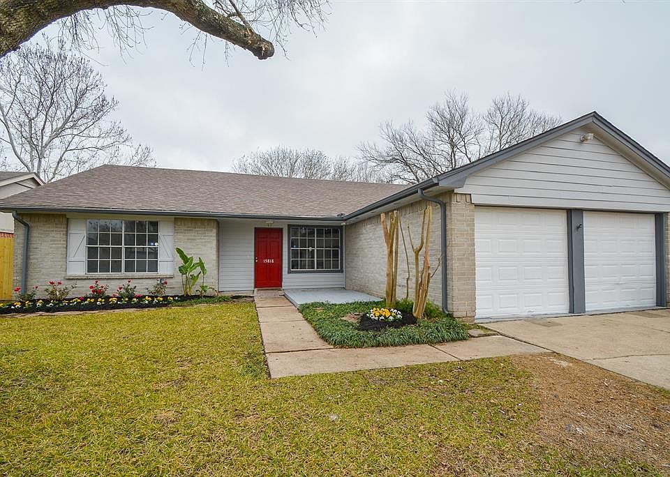 1st image of 15818 Thistledew Dr
