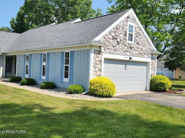 5639 Bayonne Ave, Haslett, MI 48840