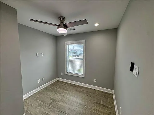 113 Jeanne Dr — Photo 4