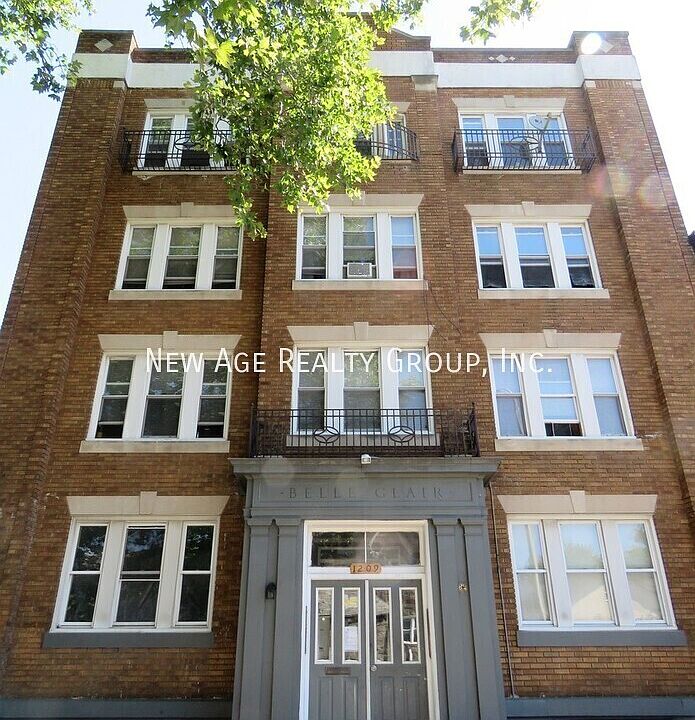 1st image of 1209 S 58th St #2C