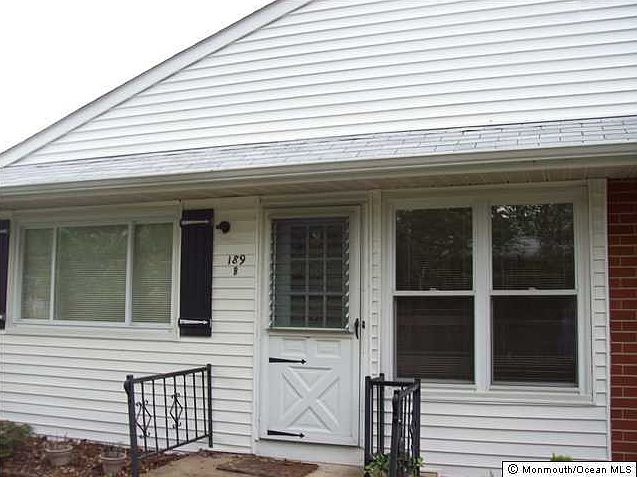 1st image of 189 Laurel Place #B