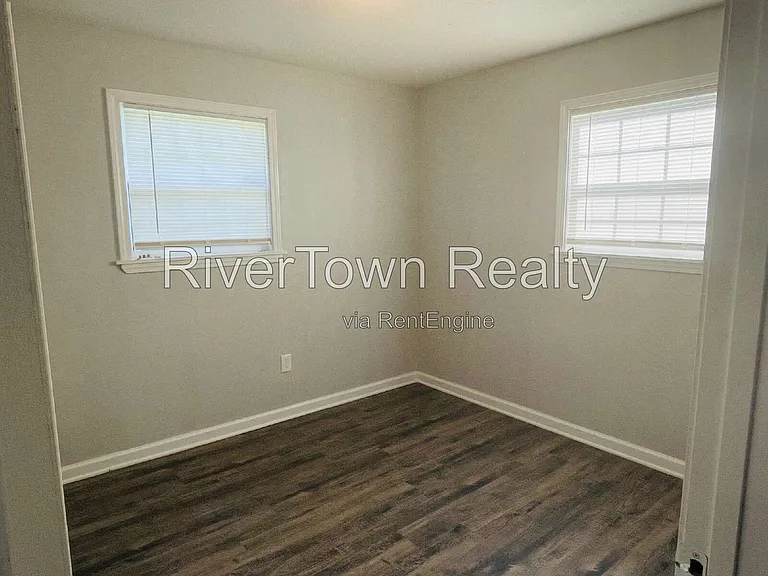 331 Elder Rd — Photo 10