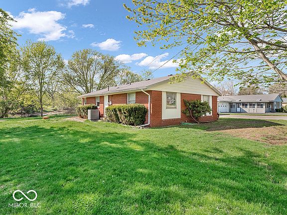 5th image of 1213 N Lake Vista Dr