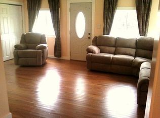 25040 S Center St, Channahon, IL 60410