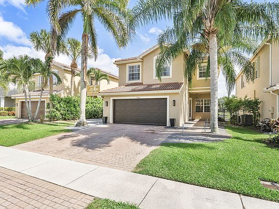 2nd image of 7942 Parsons Pine Drive