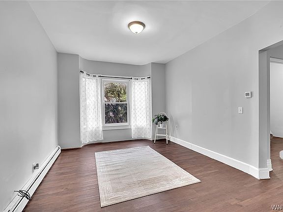 5th image of 235 Potomac Ave