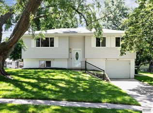 17 Cypress St, Yutan, NE 68073