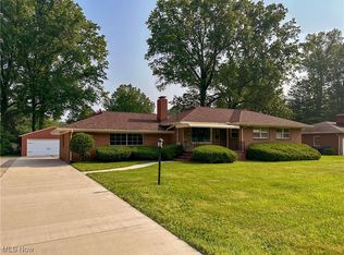 330 Mansell Dr, Youngstown, OH 44505