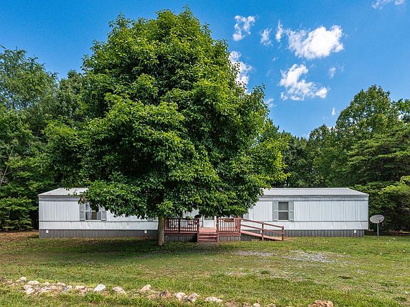 4th image of 1742 Shiloh Church Rd