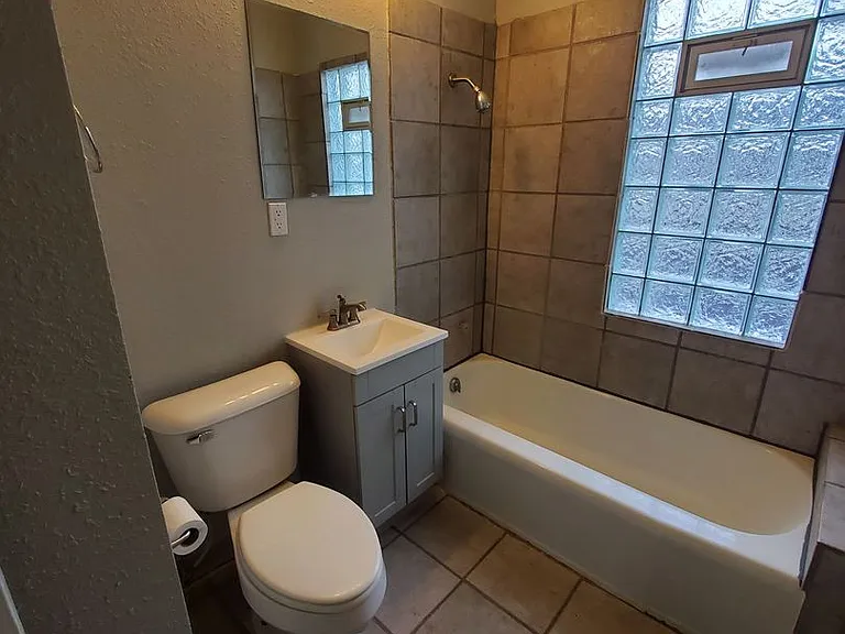 1853-1855 N 39th St. (Duplex) — Photo 8