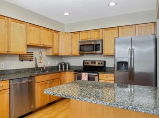 4092 S Meadowlark Rd, Eagan, MN 55122