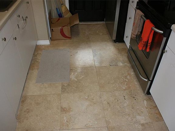 4th image of 3402 W Obispo St APT B
