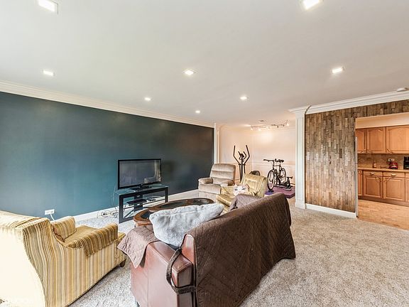 3rd image of 2600 Brookwood Way Dr APT 303