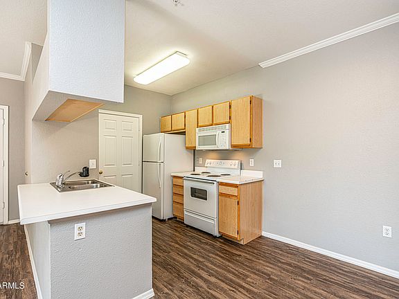 4th image of 5345 E VAN BUREN Street #266