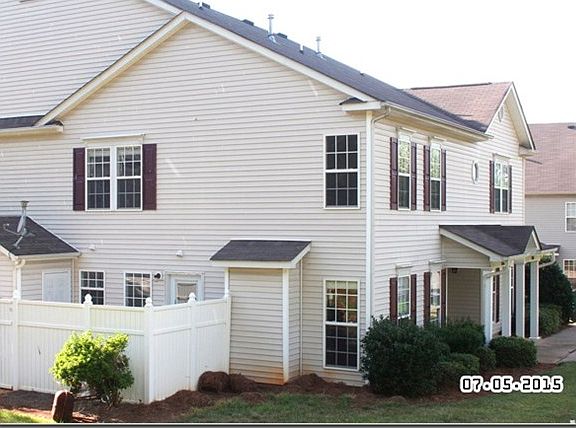 5th image of 9644 Littleleaf Dr