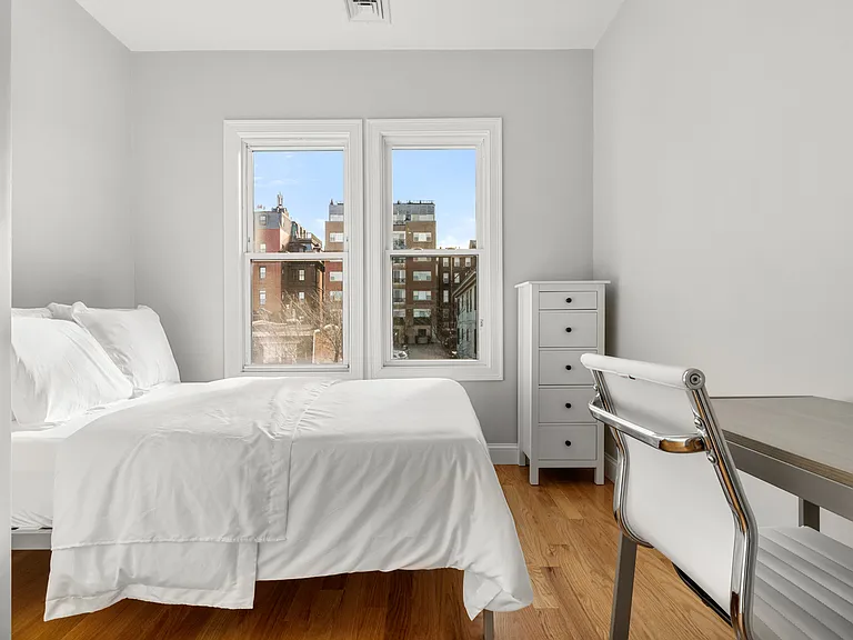36 Emerson St #6 — Photo 1