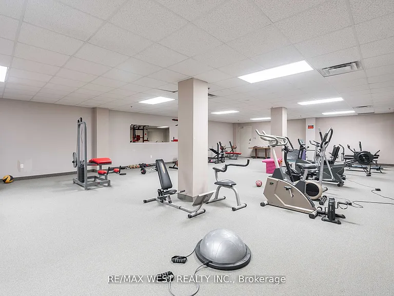 2737 Keele St #817 — Photo 23