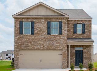 2084 Sawgrass Dr, Hampton, GA 30228