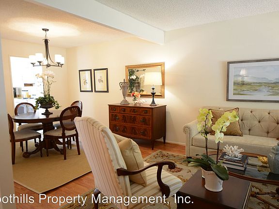 5th image of 252 N Orange Grove Blvd