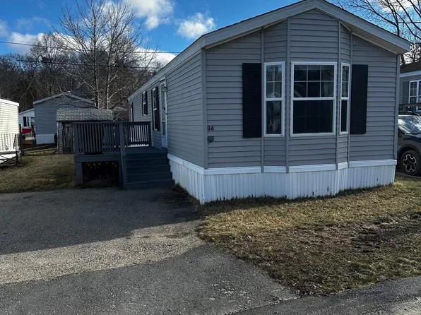 36 Columbia Drive, Newmarket, NH 03857