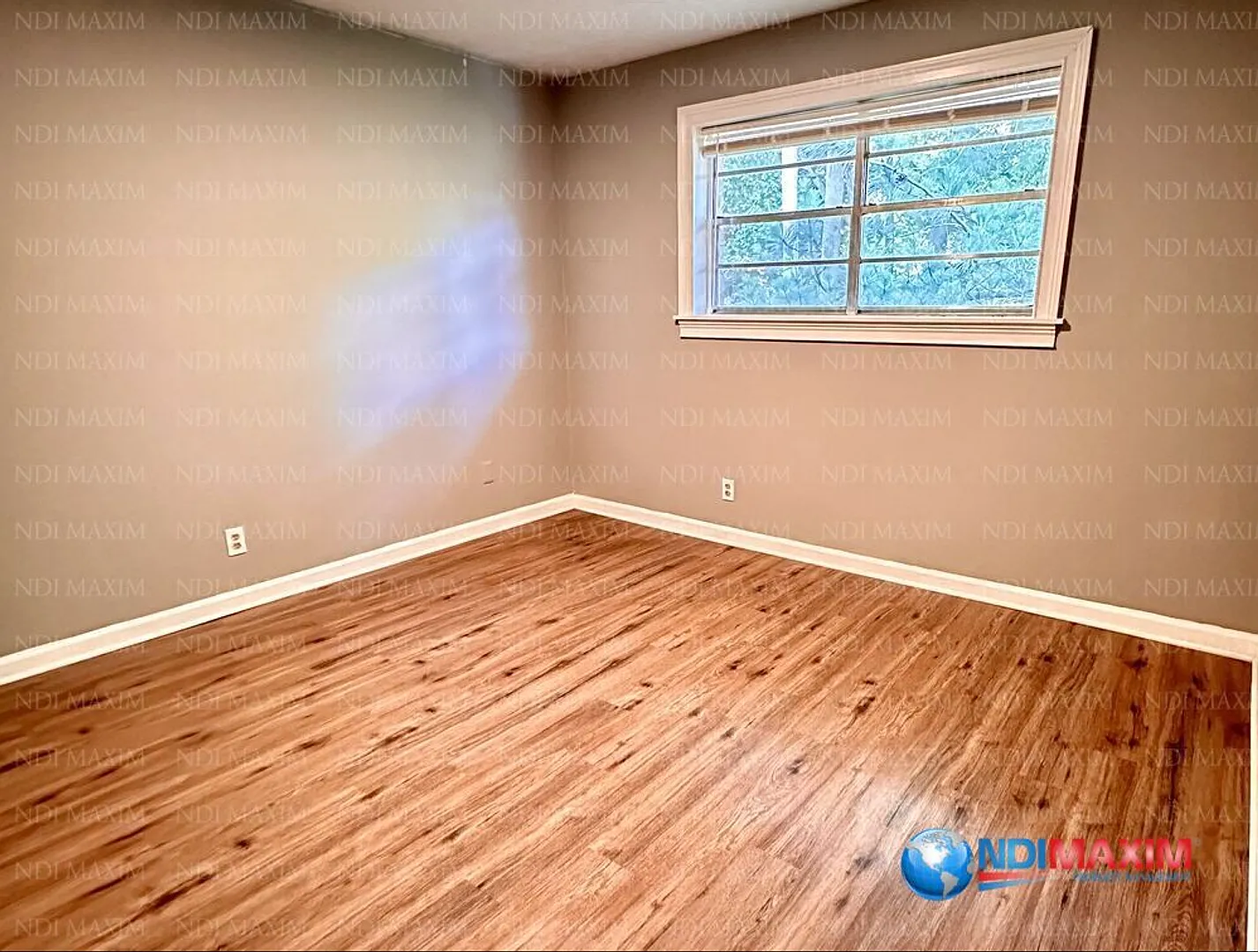 393 Stone Mountain St — Photo 3