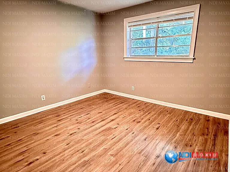 393 Stone Mountain St — Photo 3