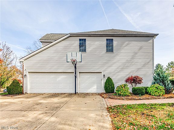 4th image of 21821 Woodfield Trl