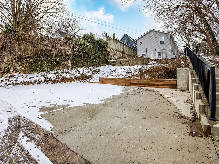 716 Coit Ave NE — Photo 30