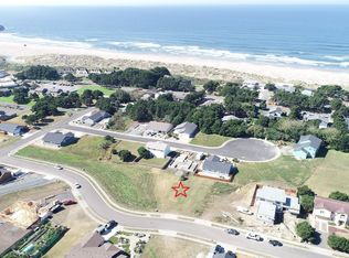 3124 Lincoln Ave SW, Bandon, OR 97411