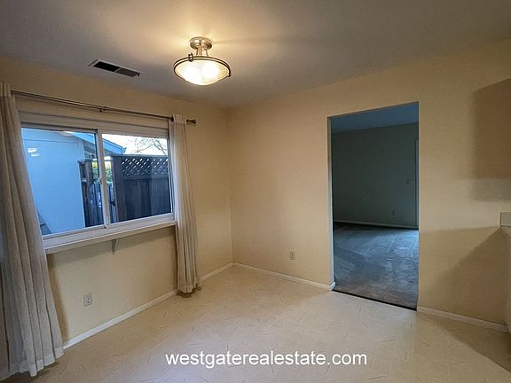4th image of 1642 Saint Anne Way