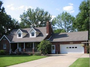 5020 E Calla Rd, New Middletown, OH 44442