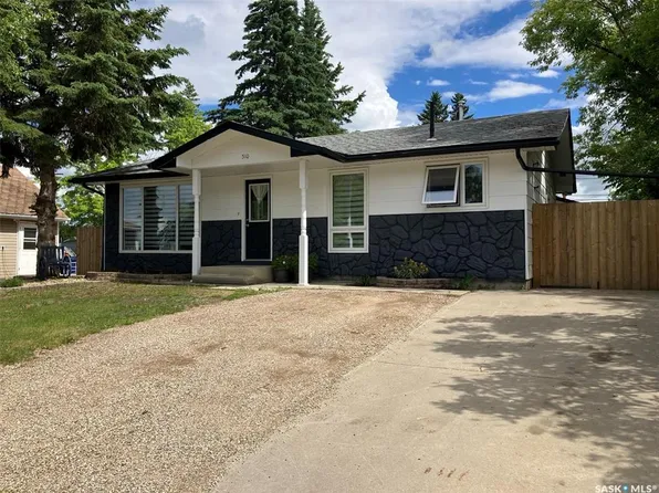508 1st AVENUE W, Nipawin, SK S0E 1E0