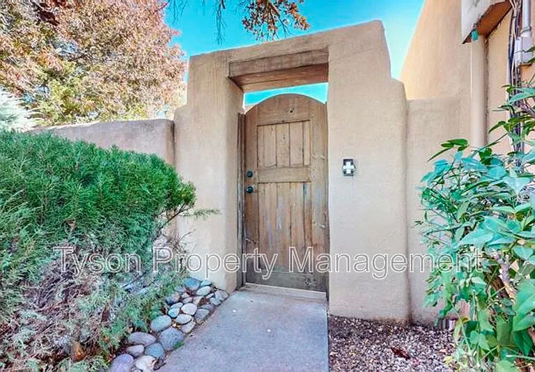 6208 Sabre Ct NW — Photo 6
