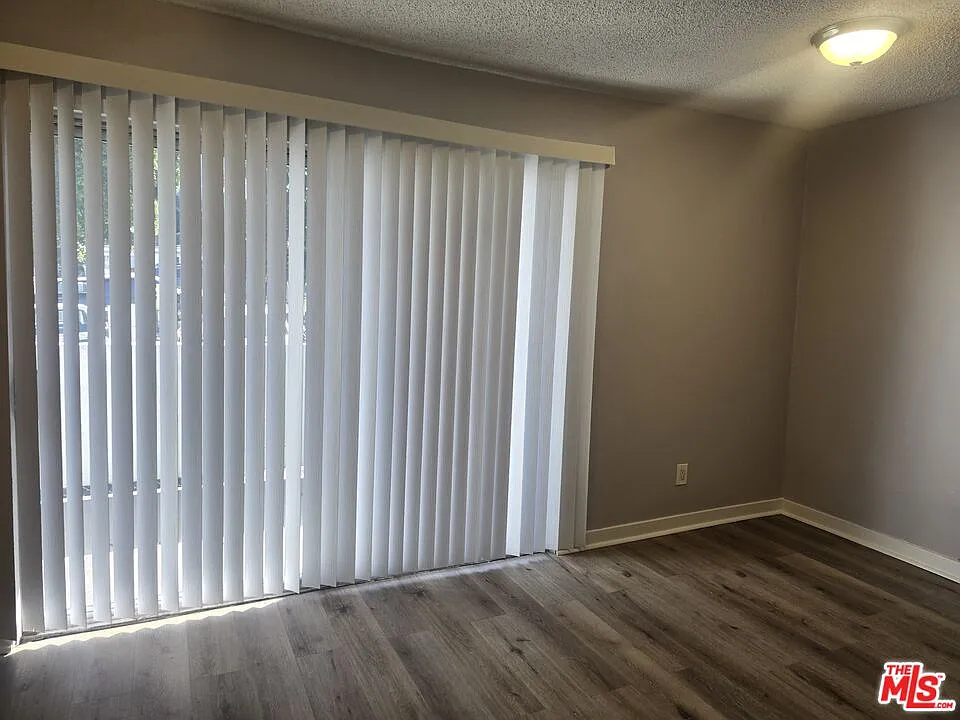 Building Photo - 4929 Lynnfield St #10