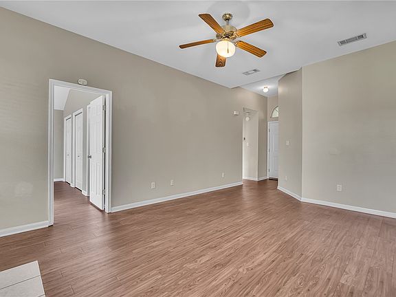 2nd image of 3715 Westfield Dr