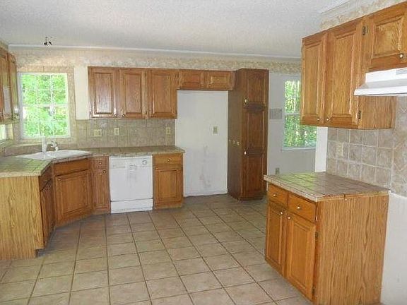 4th image of 151 Gladney Dr