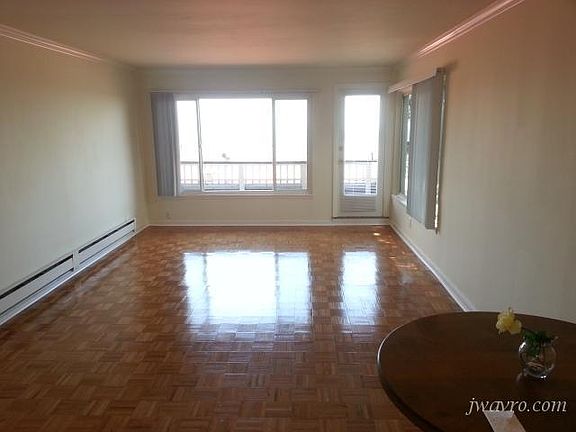 2nd image of 1222 Clayton St #12A