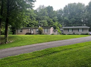 21427 Phelps Rd, Meadville, PA 16335