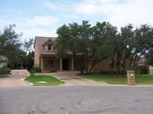 2 Daybreak Cv, The Hills, TX 78738