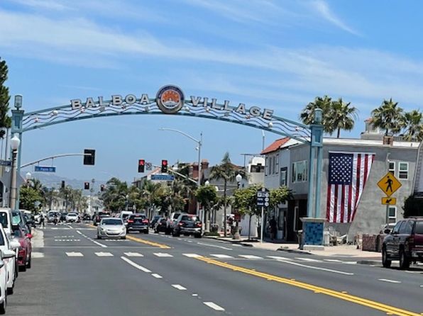 404 E Balboa Blvd