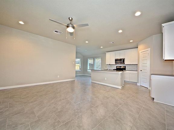 4th image of 7703 Rainham Valley Ln