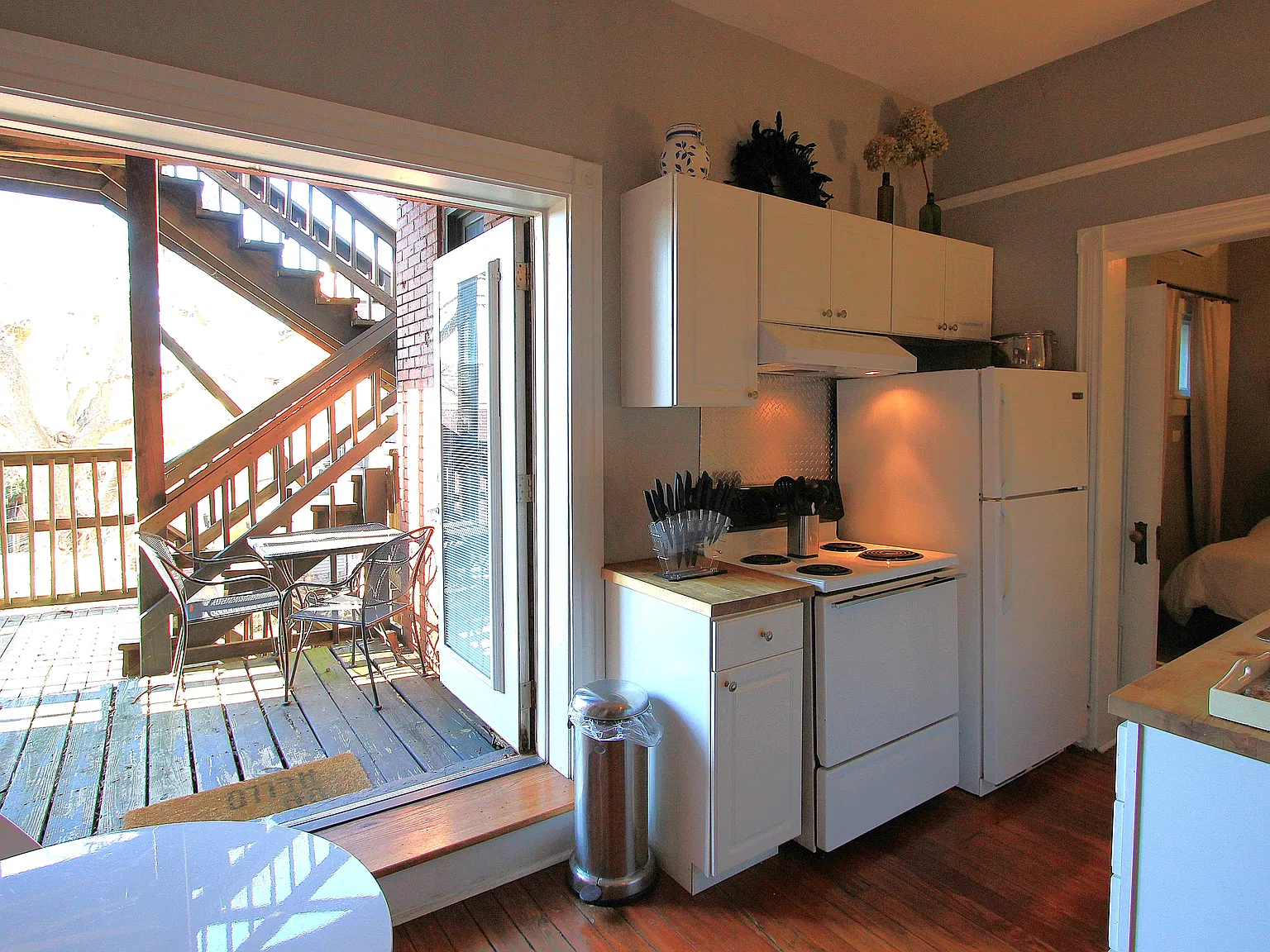 1 bed, $1,100 — Photo 4